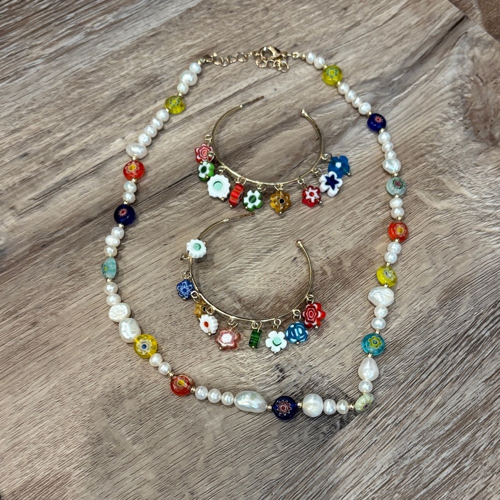 ❤️ Funky, Colorful Beaded Necklace & Earring Set